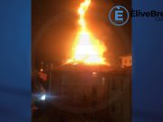 Paura in via Cremona: a fuoco il tetto di un condominio. Famiglie sfollate