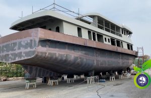 La navigazione sul Garda si fa più green con un battello ibrido