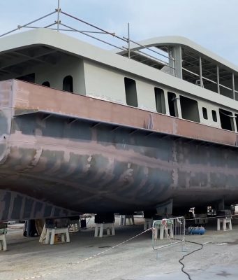 La navigazione sul Garda si fa più green con un battello ibrido