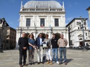 “Noi per Brescia” dona un defibrillatore alla Croce Bianca
