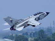 40 e non sentirli. Domani è il giorno del Tornado