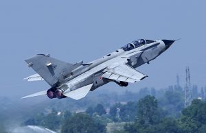 40 e non sentirli. Domani è il giorno del Tornado