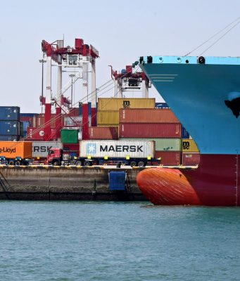 Cina: commercio estero di beni +9,9% a gennaio-settembre