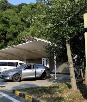 Cina: boom colonnine di ricarica NEV accelera lo sviluppo verde