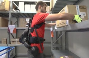 Lavoro, in anteprima a Brescia l’esoscheletro collaborativo