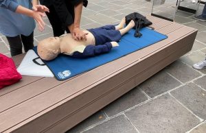 Le manovre per la vita. Pochi secondi, ma fondamentali