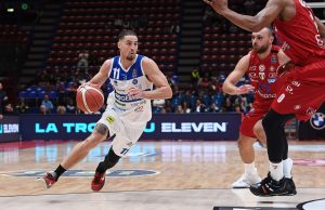 Brescia sfiora l’impresa, il ferro dice no: Milano vince 78-77