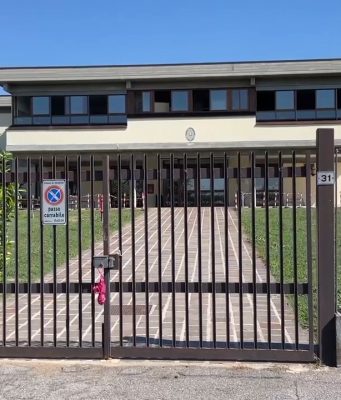 Scuola vandalizzata a Cellatica: quattro minorenni arrestati