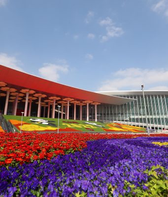 Xi: la Cina condividerà le opportunità nel suo vasto mercato