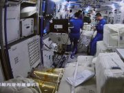 Equipaggio della Shenzhou-14 entra nella navicella cargo Tianzhou-5