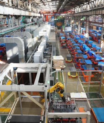 Cina: mega-costruttore di macchinari promuove produzione intelligente