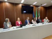 Caregiver familiare, via libera alla legge regionale a firma Tironi