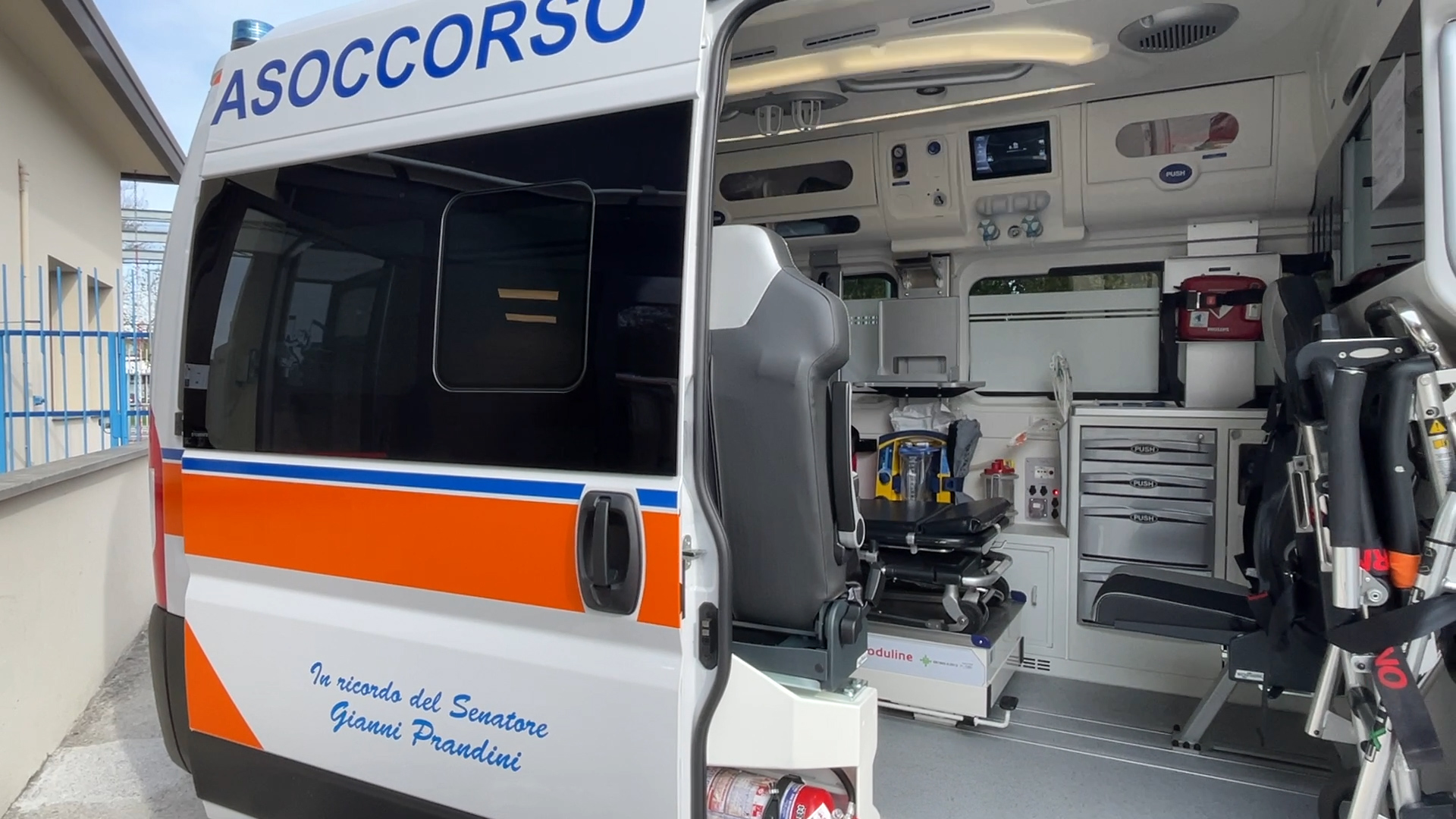 Bresciasoccorso, la nuova ambulanza dedicata a Gianni Prandini