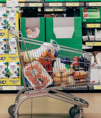 Carrello più caro per i bresciani. L’inflazione galoppa