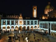 Accese le luminarie, “Buon Natale Brescia”