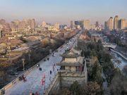 Cina: statue di Buddha millenarie dissotterrate in un antico mercato