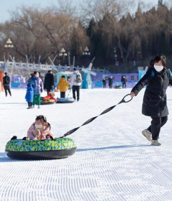 Cina: festival del ghiaccio e della neve apre a Pechino