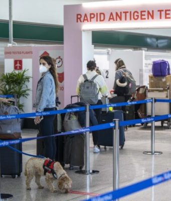 Tamponi obbligatori per i passeggeri dalla Cina