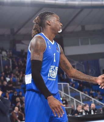 La Germani spazza via Napoli ed è la terza vittoria di fila