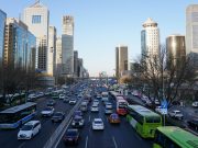Pechino: picco di traffico mattutino nel primo giorno lavorativo 2023