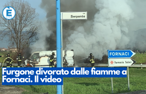 Furgone divorato dalle fiamme a Fornaci. Il video