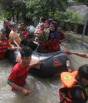 Indonesia: migliaia di persone colpite dalle alluvioni a Surakarta