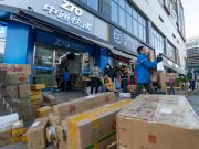 Cina: settore corrieri gestisce oltre 20 mld di pacchi in 67 giorni