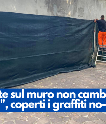 “Le scritte sul muro non cambieranno la storia”, coperti i graffiti no-vax
