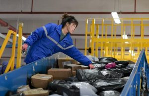 Cina: settore logistica mantiene ripresa nel primo semestre