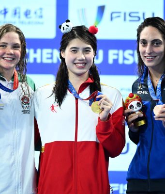 Cina: campioni del mondo incontrano panda giganti