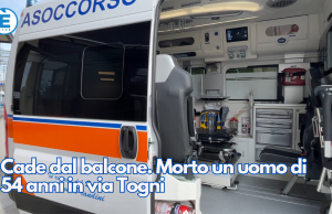 Cade dal balcone. Morto un uomo di 54 anni in via Togni