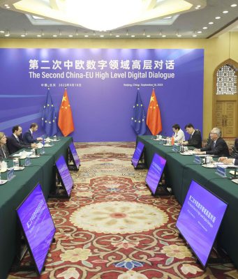 Cina: vice premier enfatizza apertura alto livello in ambito digitale