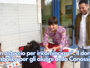 “Un astuccio per incominciare”. Il dono simbolico per gli alunni della Canossi