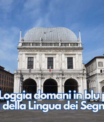 Palazzo Loggia domani in blu per la giornata della Lingua dei Segni