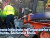 Rimane incastrato nell’impastatrice del cemento. Soccorso a Breno