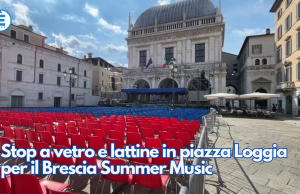 Stop a vetro e lattine in piazza Loggia per il Brescia Summer Music