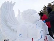 Cina: Harbin, sculture di neve creative pronte ad accogliere turisti