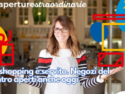 Il Natale è alle porte e anche oggi i negozi del centro sono aperti