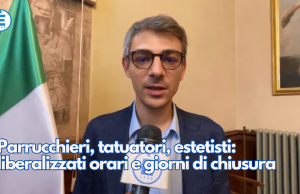 Parrucchieri, tatuatori, estetisti: liberalizzati orari e giorni di chiusura