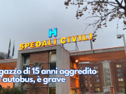 Ragazzo di 15 anni aggredito sull’autobus, è grave