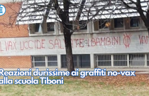 Reazioni durissime ai graffiti no-vax alla scuola Tiboni