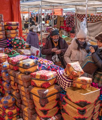 Cina: Xigaze si prepara al Capodanno degli agricoltori