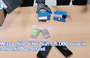 Mezzo chilo di hashish e 6.000 euro in contanti. Due arresti