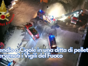 Incendio a Cigole in una ditta di pellet. Intervenuti i Vigili del Fuoco