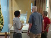 Cina: direttore di museo USA visita Museo di Yinxu ad Anyang