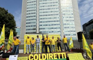 Coldiretti, 500 bresciani sotto il Pirellone: “basta cinghiali”