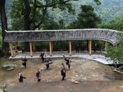 Cina: Guangxi, abitanti di villaggio incantati da danza etnica Yao