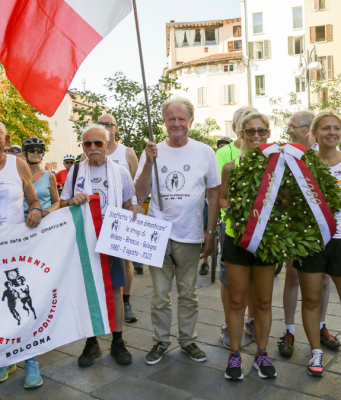 Torna la staffetta “per non dimenticare” che unisce Brescia, Milano e Bologna