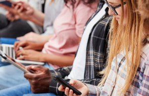 Corsi gratuiti di educazione digitale. La proposta del centrodestra