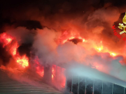 Incendio di Verolanuova, monitoraggi dell’Arpa fino a domani